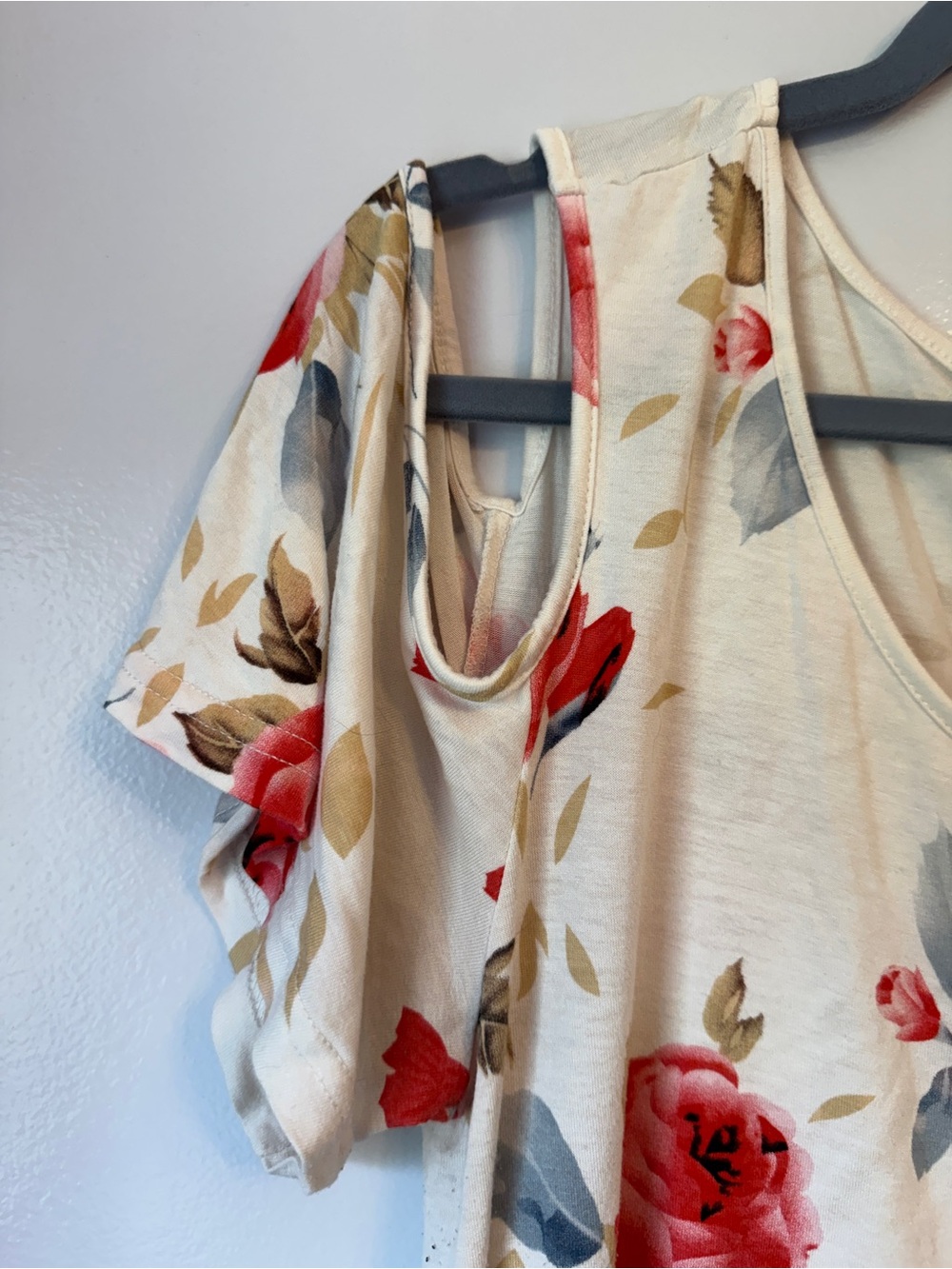 Cream Floral Cold-Shoulder Top with Red Roses - Picture 5 of 12